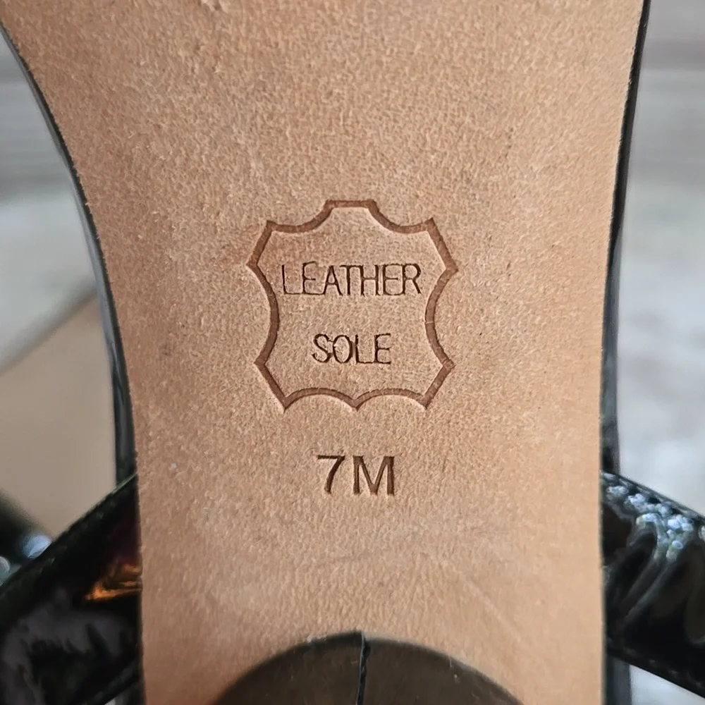 Tory Burch Black/Tan Strappy Heels, Womens 7M, Great Condition - Picture 3 of 9